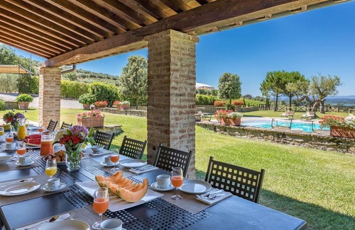 Ferretto Villa | Discover Fontanicchio 14: Your Family-Friendly Retreat