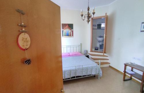 Santa Reparata Cabin | Historic Fonte Degna: Pet-Friendly Oceanfront Escape