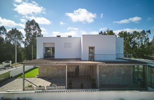 Leiria Bed & Breakfast | Exceptional Fonte Seca GuestHouse with Oceanfront Pool