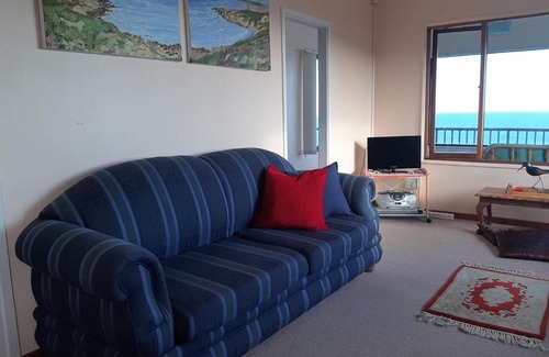 Vleesbaai House | Experience Oceanfront Bliss at Fonteintjies - Rated 10/10