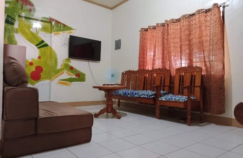 Siquijor House | Delightful Fontelo Bliss: Family-Friendly Bed and Breakfast
