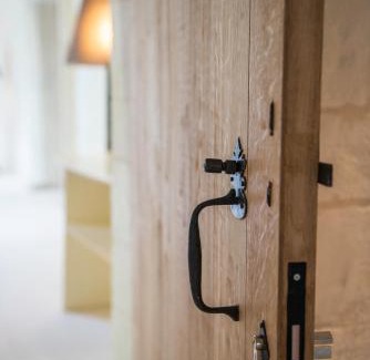 Fontevraud-l'Abbaye Hotel | Discover Fontevraud L'Ermitage: Oceanfront & Top-Rated Stay