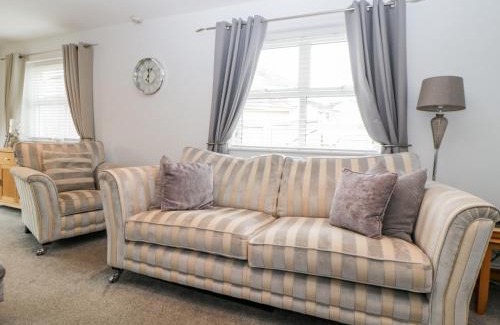 Torquay House | Fonthill: Pet-Friendly Retreat with Perfect 10 Rating!
