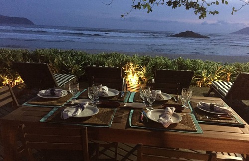 Juquehy House | Beachfront Bliss: Ocean View & Poolside Relaxation