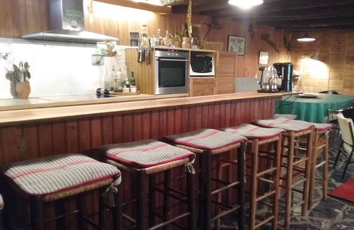 Ens House | Family-Friendly Barn Stay with Ocean Views in ENS