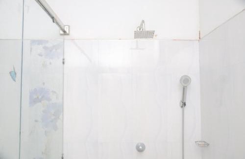 Pallebedda Hotel | Backpackers Haven - Steps from National Park & Pet Friendly