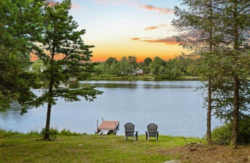 Long Pond House | Lakefront Retreat with Hot Tub & Pool - Guest Rated 10/10