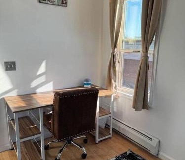Constable Hook Apartment | For NYC visitors 9min to NYC train-15min to EWR