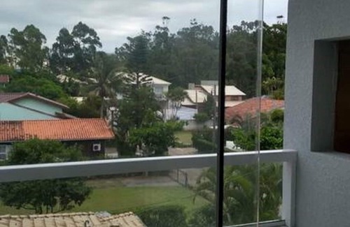 Ingleses do Rio Vermelho Apartment | Oceanfront Apartment for Rent in Beautiful Floripa