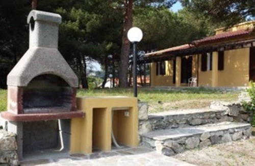 Madonna delle Grazie Apartment | Relaxing Oceanfront Retreat at Villa Artistica - Apartment 3