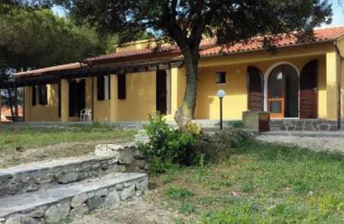 Madonna delle Grazie Apartment | Relaxing Oceanfront Getaway at Villa Artistica Apartment 2