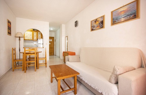 Torrevieja Apartment | Stunning 2-Bedroom Apartment with Pool Near the Beach