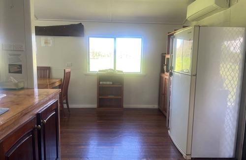 Guthalungra Cottage | For the fishing entusiasts right on the Elliot River, relax and unwind.