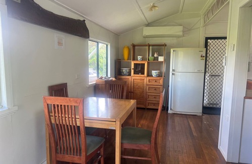 Guthalungra Cottage | For the fishing entusiasts right on the Elliot River, relax and unwind.
