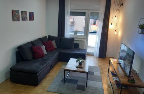 Dakovo Apartment | Unforgettable Stays at For5: Top-Rated with Hot Tub & Breakfast