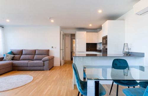 Gibraltar Apartment | Forbes Suite 1206: Family-Friendly Retreat with Pool Access