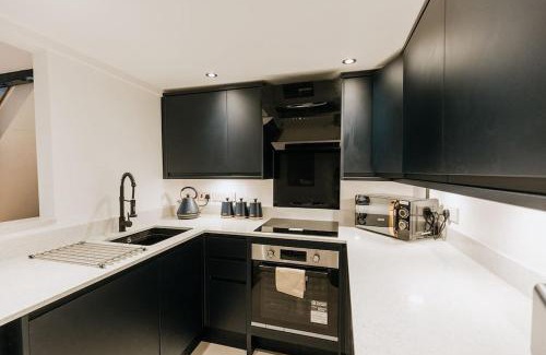 Holmbridge House | Stylish Ford Gate Cottage in Holmfirth - Pet & Child Friendly