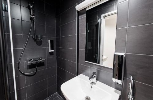 Vantaa City Centre Apartment | Vibrant Forenom Aparthotel Vantaa Tikkurila: Pet-Friendly Stay
