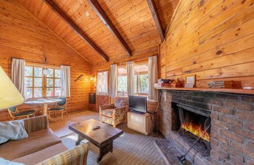 Christopher Creek House | Forest Cabin 2 Birds Nest - Guest Rated 9.6/10, Family-Friendly
