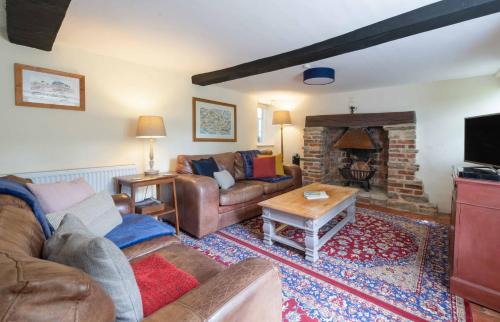 New Forest District House | Welcoming Forest Cottage: Ideal for Families and Pets