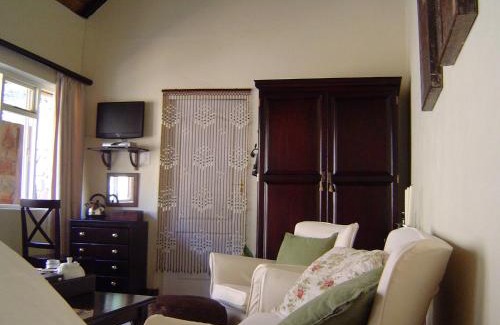 Lydenburg Cabin | Relax at Forest Creek Lodge & Spa with Oceanfront Views