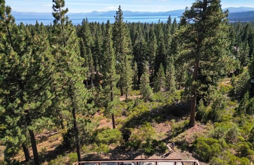 Kings Beach House | Forest Glen Family Lodge in Tahoe Vista