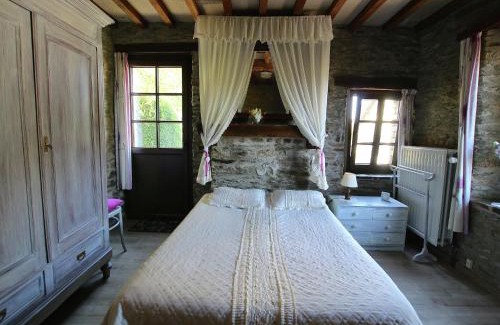Baillamont House | Charming Cottage in Baillamont with Pet-Friendly Terrace