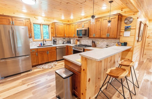 Rapid River Cabin | Forest Highway Hideaway in Rapid River