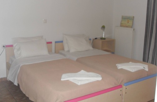 Argostoli Town Apartment | Inviting Forest House Retreat in Argostoli with Pool