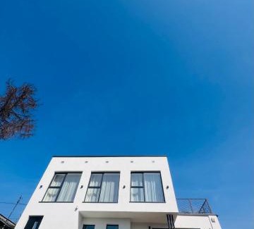 Mikolajki Villa | Relaxing Stay at Forest & Lake Mikołajki - 4-Star Retreat