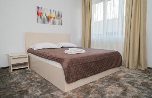 Constanta County House | Explore Family-Friendly Forest M in Beautiful Constanta