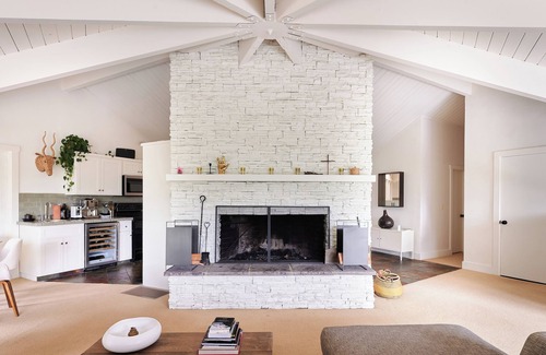 Welches House | Forest retreat with epic views