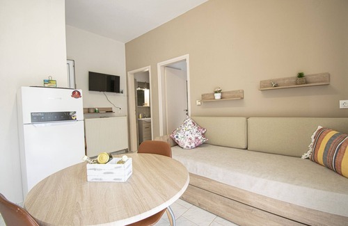 Fourka Apartment | Forest View Apartment 2 by RentalsPro