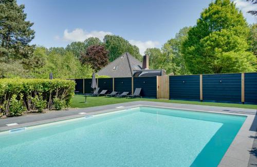Zeewolde Villa | Eco-Friendly Forest Villa with Pool & Wellness Retreat
