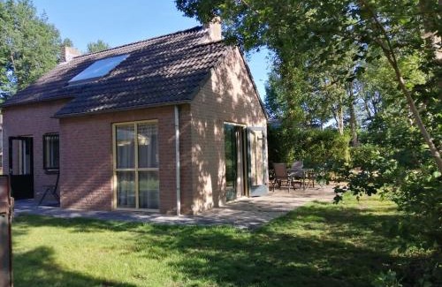 Ewijk House | Forest VIP-bungalow at Groene Heuvels