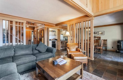 Tahoe City Condo | Unforgettable Lakeview Retreat at Rocky Ridge Unit #54