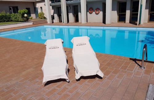 Lierna House | Seaside Retreat: Foresteria Lombarda La Spiaggia Awaits