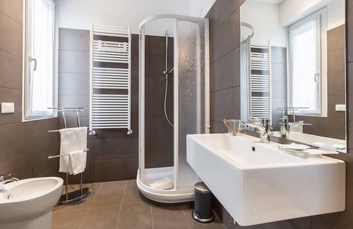 Rho House | Family-Friendly Foresteria Rhodense with Kitchen Access