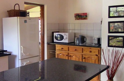 Storms River House | Pet-Friendly Retreat at Forests Nest with Breakfast Included