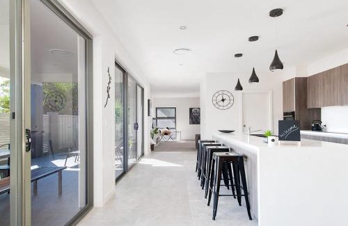 Fingal Bay House | Child-Friendly Forever Fingal: 4-Star Retreat at Rocky Point