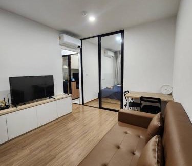 Bang Wa Apartment | Cozy Forever Love Downtown Apartment with Pool Access