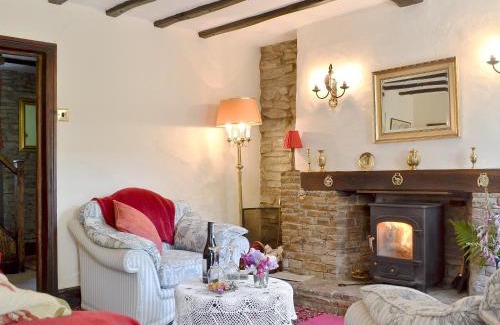 New Radnor House | Pet-Friendly Retreat at Forget Me Not Cottage - 4 Stars