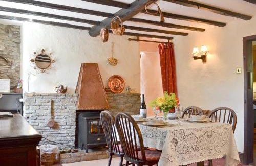 New Radnor House | Pet-Friendly Retreat at Forget Me Not Cottage - 4 Stars