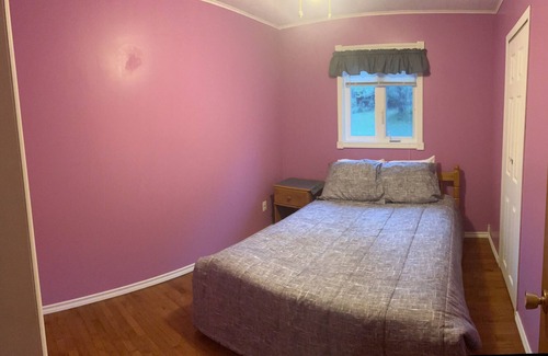 Terra Nova House | Forget your worries in this spacious 3 bedroom, 2 bathroom , serene space.