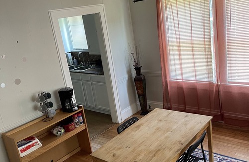 Highland Historic District House | Family-Friendly Retreat: Perfect for Pets and Kids!