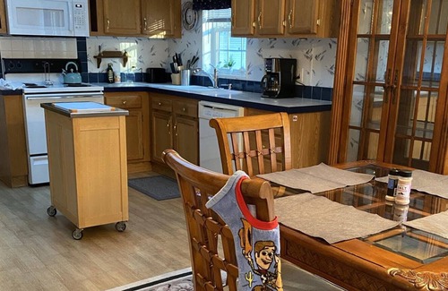 Crawfordville House | Tranquil Forgotten Coast Hideaway with Family Amenities
