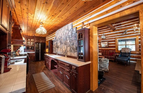 Mayfield Cabin | Experience The Forks River Lodge - Scenic Riverfront Retreat