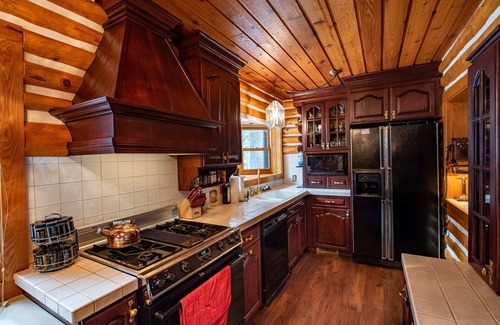 Mayfield Cabin | Experience The Forks River Lodge - Scenic Riverfront Retreat