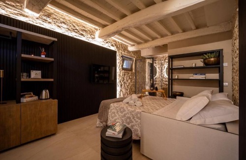 Corciano House | Top-Rated Forma Your Boutique Suite with Family-Friendly Perks