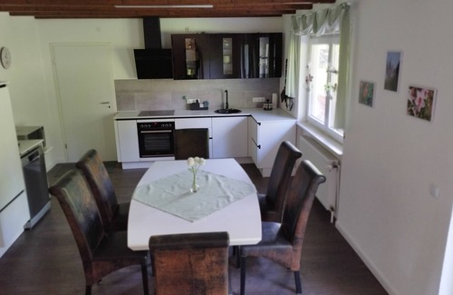 Beerfelden Apartment | Idyllic Retreat: Explore Scenic Trails and Ocean Views